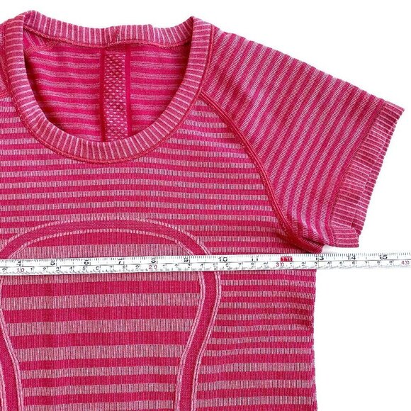 Lululemon Womens Swiftly Tech Short Sleeve Shirt Rare Design Striped - Picture 11 of 15